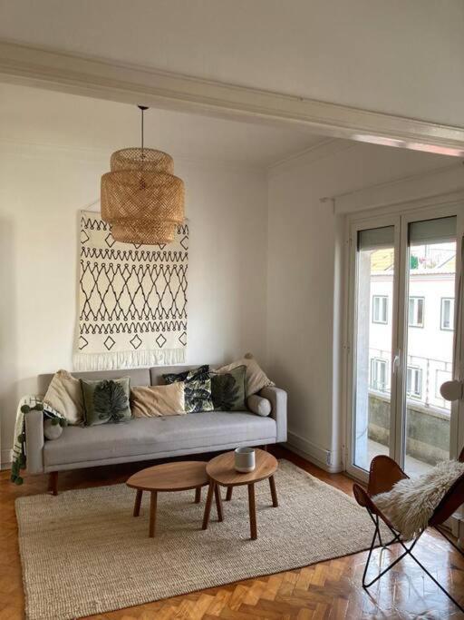 Apartamento Bem Localizado Para Familias & Amigos Lisboa Exterior foto