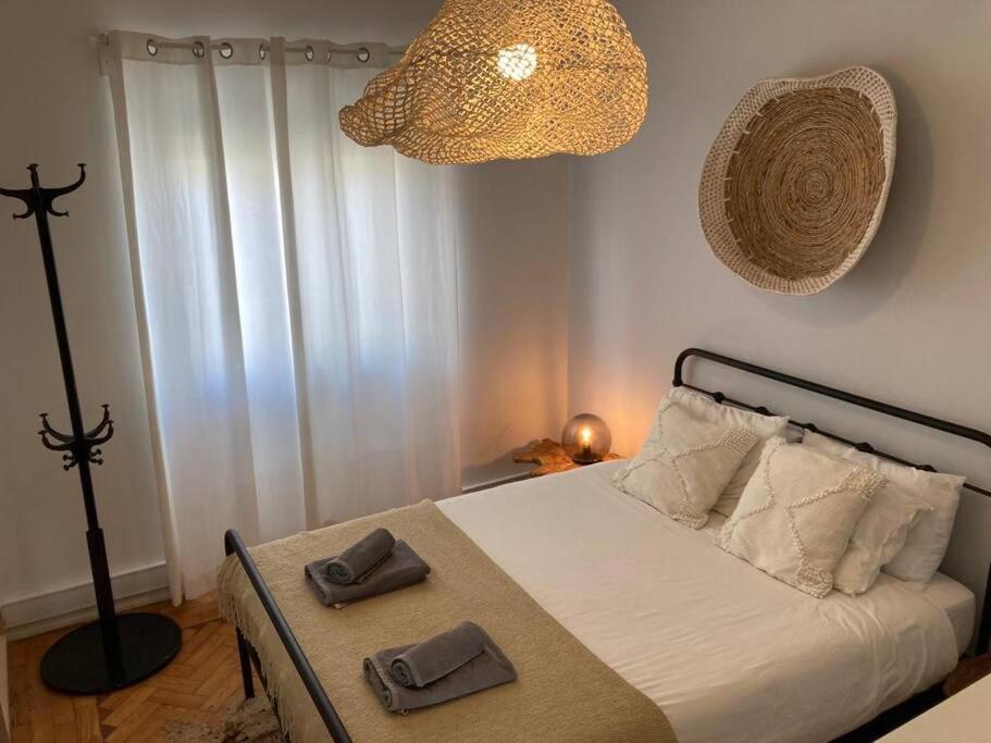 Apartamento Bem Localizado Para Familias & Amigos Lisboa Exterior foto